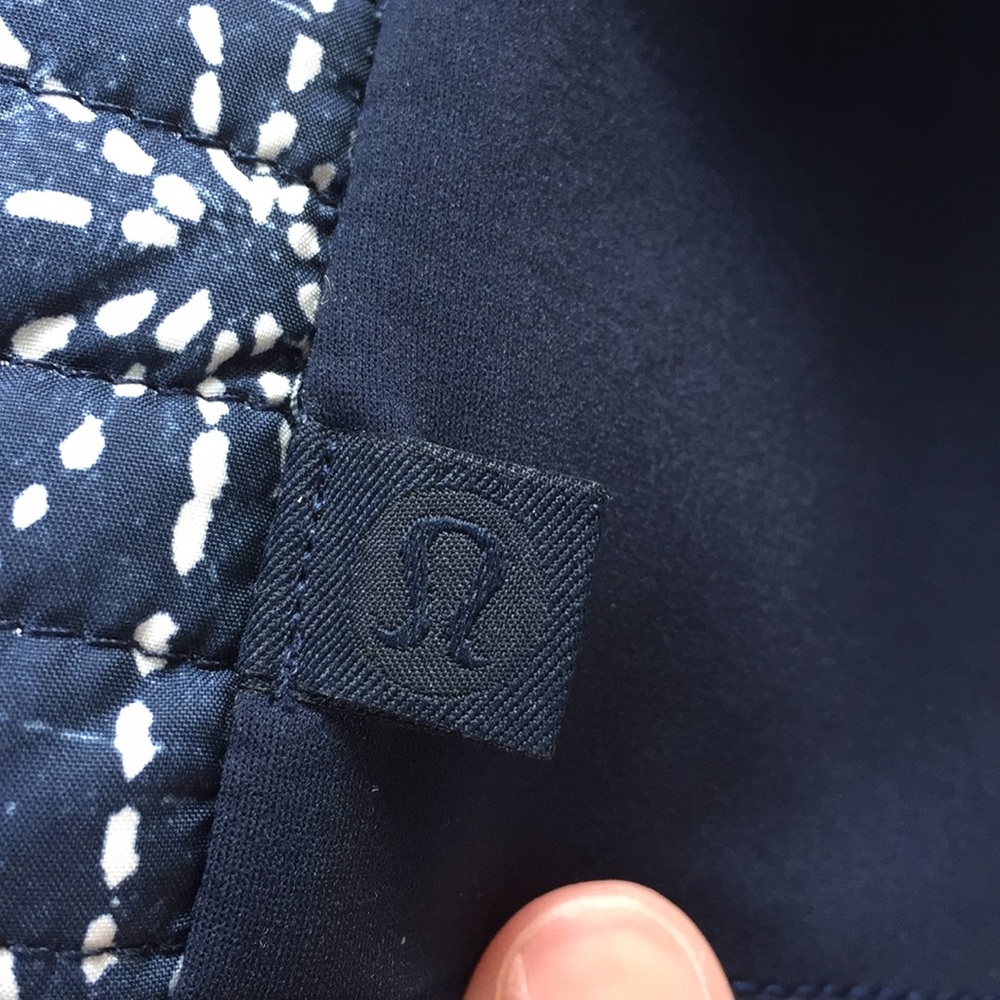 Lululemon light jacket - Picture 4 of 4